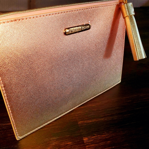 NWOT Michael Kors Rose Gold Ombre Pouch - Picture 2 of 4